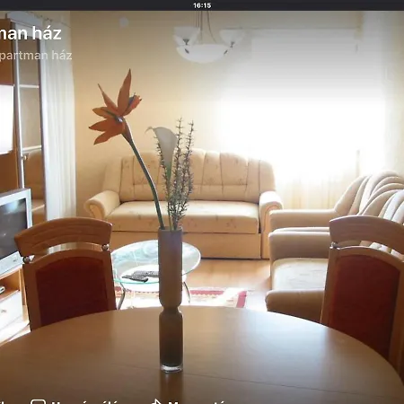 Appartamento Goldwert Apartman Kehidakustány