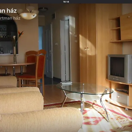Goldwert Apartman Kehidakustány