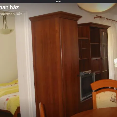 Goldwert Apartman Kehidakustány