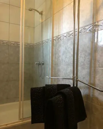 Goldwert Apartman *
